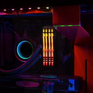 Lifestyle Images FURY DDR4 RGB_HTML_FURY-DDR4-RGBfeature1-1000x1000-_31_07_2019 16_31 (1)