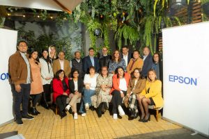 Epson Perú reconoció a sus principales socios del canal tradicional en la categoría consumo