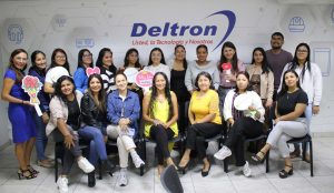 Microsoft celebra a las madres de Deltron con un emotivo agasajo en su día