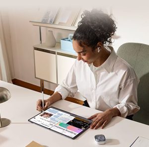 La Tablet Samsung S11 lo tiene todo para desatar el poder de creativos y ejecutivos